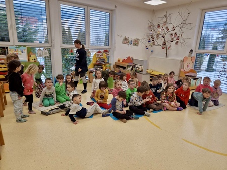 Kocerodko po ravenskih šolah in vrtcih (11)